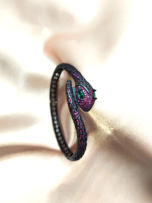 Viper Rouge Bracelet