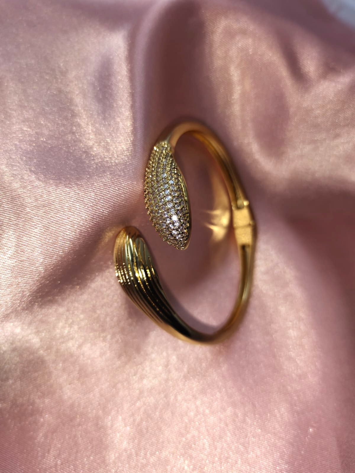 Elan Curve AD Bracelet