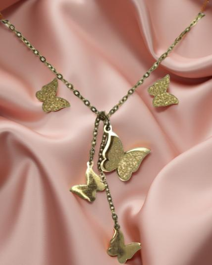 Triple Butterfly Pendant Necklace – Elegant Gold Finish