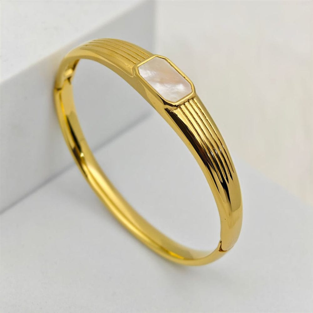 22K Gold-Plated Mother of Pearl Bracelet – Anti-Tarnish Stainless steel