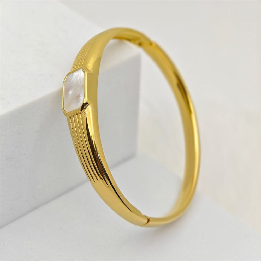 22K Gold-Plated Mother of Pearl Bracelet – Anti-Tarnish Stainless steel