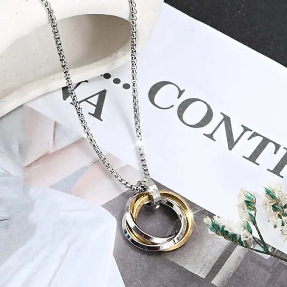 Unisex Interlocking Rings Necklace – Silver & Gold Stainless Steel Pendant