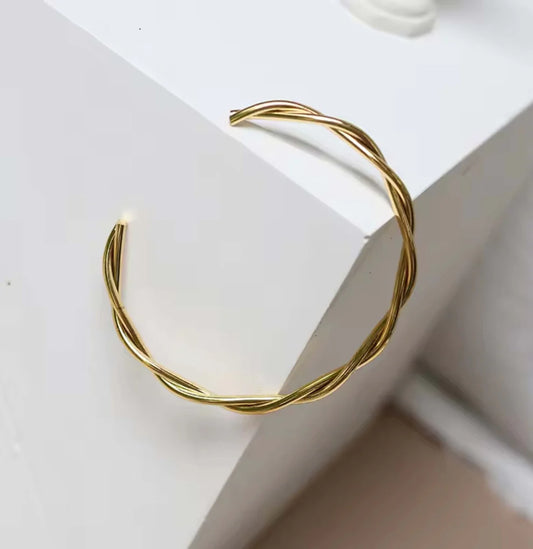 Twisted Gold Bracelet