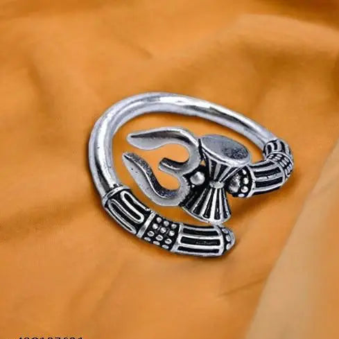 Divine Trishul Ring – Antique Silver Adjustable Ring